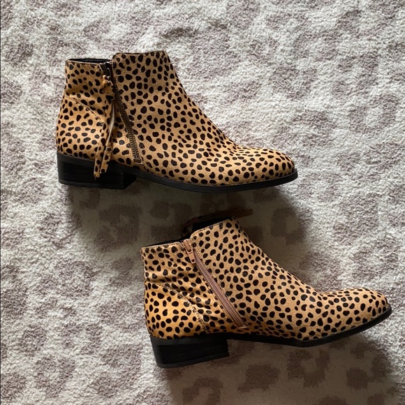 Sole Society Abbott Leopard Booties - Picture 4 of 11